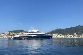 His yacht symphony was built at feadship. Symphony Bernard Arnaud S Superyacht With Multiple Leisure Activities