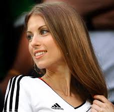 Hummels erklärte, dass sie mittlerweile fünf kilo mehr wiege. Cathy Fischer Frauen Haben Im Trainingslager Nichts Zu Suchen Welt