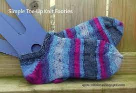 A Free Knitting Pattern For Simple Toe Up Knit Footies It S A Great Introduction To Toe Up Kn Knitting Socks Knitted Socks Free Pattern Sock Knitting Patterns