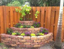 It will give another challenge for you to show your capability. Gartenecke Gestalten Faszinierende Ideen Fur Kleine Und Grosse Garten Faszinierende Fur Small Backyard Landscaping Small Yard Landscaping Diy Garden Fence