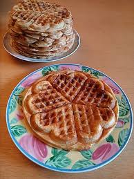 Waffeln Ohne Milch Weizen Und Zucker Von Caetzchen1 Chefkoch Waffeln Ohne Milch Backen Ohne Zucker Backen Ohne Mehl