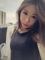 Cici Lee (@cici_jun)