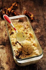 Et Si J Arretais De Prendre Vanille Et Pistache Tout Le Temps Comme Glace Glace Banane Speculoos Et Chocolat Glace Banane Creme Glacee Glace Maison