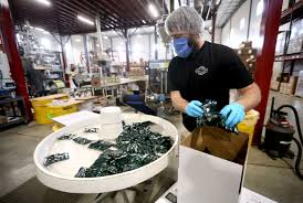 Perks of Success: At 10-year mark, Dubuque coffee roaster continues moving  forward