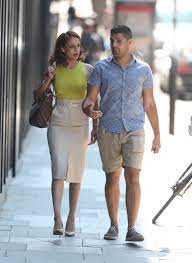 In 2021, seema jaswal's age is 36 years old. Seema Jaswal Out In Kings Cross 06 Gotceleb
