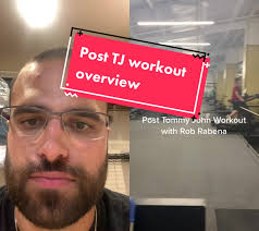 duet with @gavinlill #tommyjohn #workout #fitness #strengthtraining #...