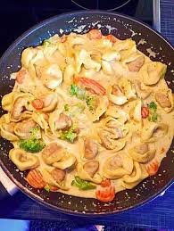 Tortelloni In Kasesahnesosse Von Cloudy86 Chefkoch Rezept Rezepte Einfache Gerichte Essensrezepte