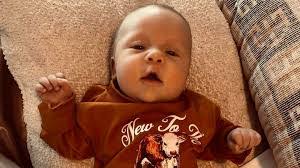 Peggy Cahoon's Instagram, Twitter & Facebook