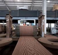 Hot Sale Custom Colored WPC Decking Deep Embossed Outdoor Flooring  Waterproof Exterior Wood Grain Decking Board Easy Click