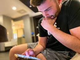 Walking blindly into the land of college basketball's recruiting edits