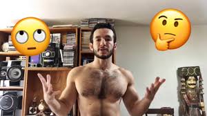 REACCIONANDO A CRÍTICAS POR MIS FOTOS XXX 😱😈 - YouTube