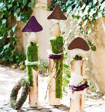 Schmetterlinge aus papier für gute laune. Schone Gartendeko Kann Man Mit Altem Holz Bestimmt Selber Machen Von Handwerklein Fall Crafts Diy Painting Wooden Crafts