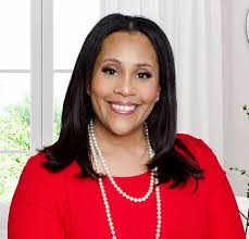 Charles Rencher's Instagram, Twitter & Facebook