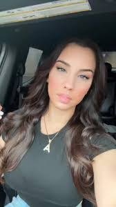 Ashley Reis's Instagram, Twitter & Facebook