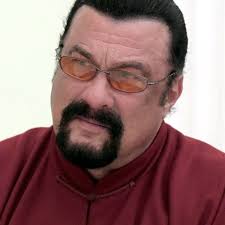 I will tweet fans when i'm not working on movie projects! Is Actor Steven Seagal The Biggest Jerk In Hollywood Reelrundown