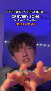 Best 9 Seconds of Adele's 'Set Fire To The Rain'