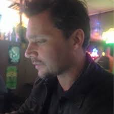 Lance Oliver's Instagram, Twitter & Facebook