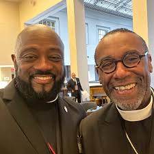 Guy Robinson (@bishopgrobinson) • Instagram fotoğrafları ve videoları