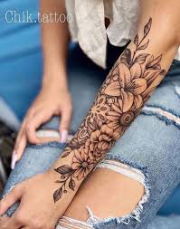29 Elegant And Unique Body Tattoo Ideas For Stylish Woman Best Sleeve Tattoos Body Tattoos Floral Arm Tattoo