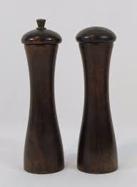 Vintage Wooden Salt Shaker Pepper Grinder Made In Italy Kitschy 8 Dark Wood Salt And Pepper Mills Pepper Mill Salt And Pepper Set