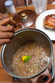 Yassa Guinaar Yassa Au Poulet Senecuisine Cuisine Senegalaise Recettes De Cuisine Recettes De Cuisine Africaine Cuisine Senegalaise