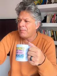 Mais uma tentativa de golpe!! É preciso estar atento e forte!