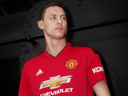 Browse manchester united store for the latest man utd jerseys, training jerseys, replica jerseys and more for men, women, and kids. Adidas Reveals New Manchester United Home Kit For 2018 19 Season Manchester United