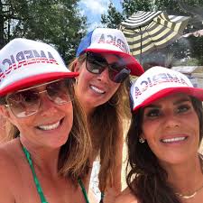 Creed Humphrey Celebrating The AFC Championship Victory Last Night With His  Mom And Dad💛♥️