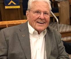 Carl Worsham's Instagram, Twitter & Facebook