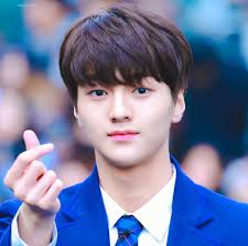 드리핀) is a south korean boy group formed by woollim entertainment in 2020. X1 ì—'ìŠ¤ì› Cha Cha Junho ì°¨ì¤€í˜¸ Drippin Former X1 Member Facebook