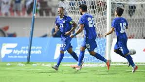 يذكر أن النجم المخضرم بدر المطوع (36 عاماً)، انطلق في مسيرته مع منتخب الكويت منذ عام 2003، وشارك معه في 185 مباراة دولية، استطاع فيها تسجيل 56 هدفاً، جعلته أحد أبرز المهاجمين في تاريخ الأزرق. Jmhlyn0ejowtim