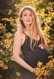 Leave it to blake lively to master maternity dressing with the utmost style and grace. Blake Lively Photographed For Amazon By Guy Aroch Blake Lively Pregnant Blake Lively Style Blake Lively