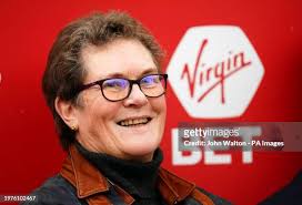 105 Sarah Humphrey Photos & High Res Pictures