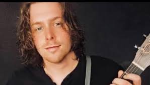 All The Kewl Things were phenomenal tonight…proper power punk & pop…local  live music 🎶 at its best…The Cannon Pub, Brompton thank you to the Medway  Dragons Rugby League Football Club for joining