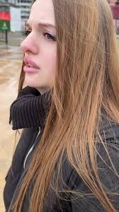 Katie Paulson's Instagram, Twitter & Facebook