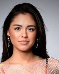 Van Taekwondo-kampioen naar zangeres: de opmerkelijke carrière van Jessey  Fields