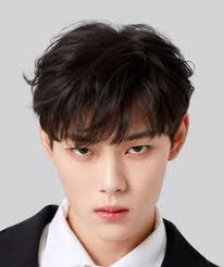 Ma Si Han (马思涵)