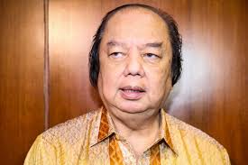 Datang langsung ke kantor cabang mandiri terdekat dengan menemui customer service dengan membawa semua persyaratan di atas. Dato Sri Tahir Tambah Modal Ke Bank Mayapada Lewat Aksi Tukar Guling