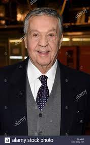 Eccovi un altro film ragazzi,con renato pozzetto ed enrico montesano. C8 Alamy Com Comp T2hwjr Renato Pozzetto Milano