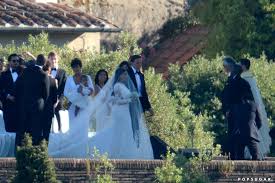 Kim kardashian, front and kourtney kardashian, left, leave at a restaurant in paris, thursday, may 22, 2014. Kim Kardashian And Kanye West Wedding Pictures 2014 Popsugar Celebrity