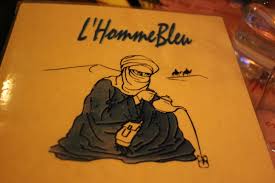 Mais c'est histoire de donner une marge personnel très accueillant et serviable. L Homme Bleu Berber Hospitality In The Center Of Paris Pearlspotting