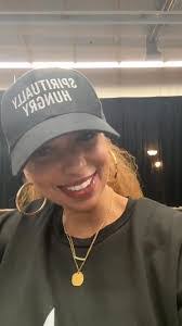 Samantha Mestas's Instagram, Twitter & Facebook