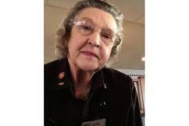 Karen Tarr's Instagram, Twitter & Facebook