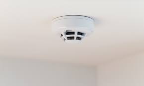 If smoke particles are present in sufficient number how would a simple americium smoke detector distinguish between the absorption spectrum of a smoldering fire and a flaming fire? Upgrade To Smart Smoke Alarms When Why How Vivint