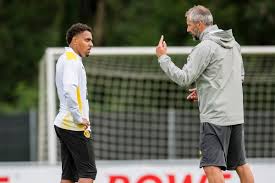 Jul 04, 2021 · dutch striker donyell malen is also linked with a possible move to liverpool. I0nqd1eptutfpm