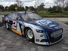 Los procedimientos para la carrera de exhibición no puntuable programada para el 13 de junio. Nascar Autos 0 60