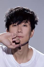 Lin made his debut in 2003 under ocean butterflies with the album, le xingzhe. Paroles Lyrics Jj Lin Always Online