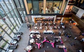 Oxford brookes university was established in 1865 in the large town of oxford. Oxford Brookes University Guide
