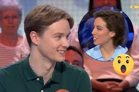 Manu da el paso final en 'Pasapalabra' y anuncia la noticia más esperada sobre Rosa