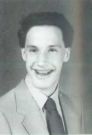 Didn't Roy Brown grow up in OakPark? You know Roy Brown????? aka Cookie the  clown. I know he didn't go to OPRF but thought he grew up in OP.